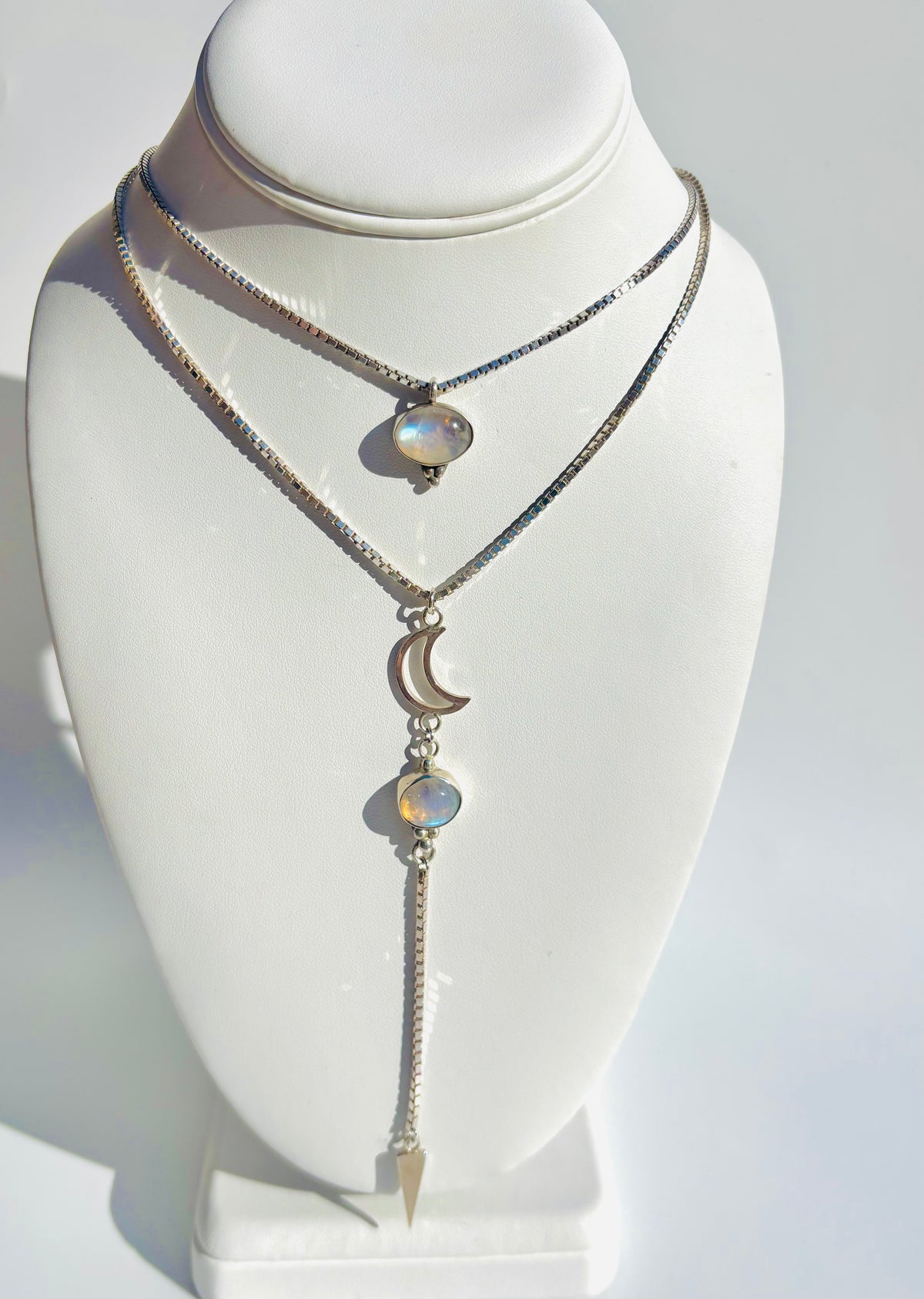 CRESCENT MOONLIGHT NECKLACE