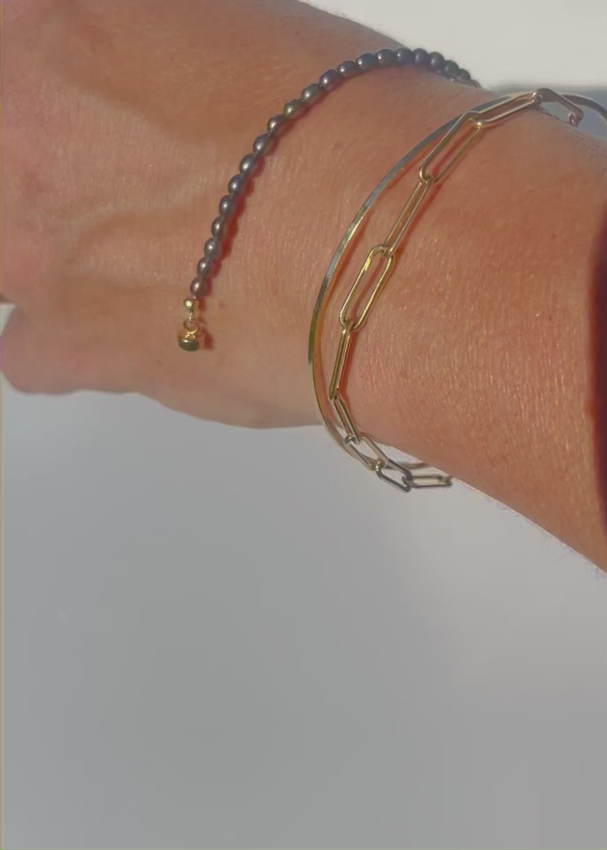 The Audrey Peacock Pearls Magnetic Bracelet