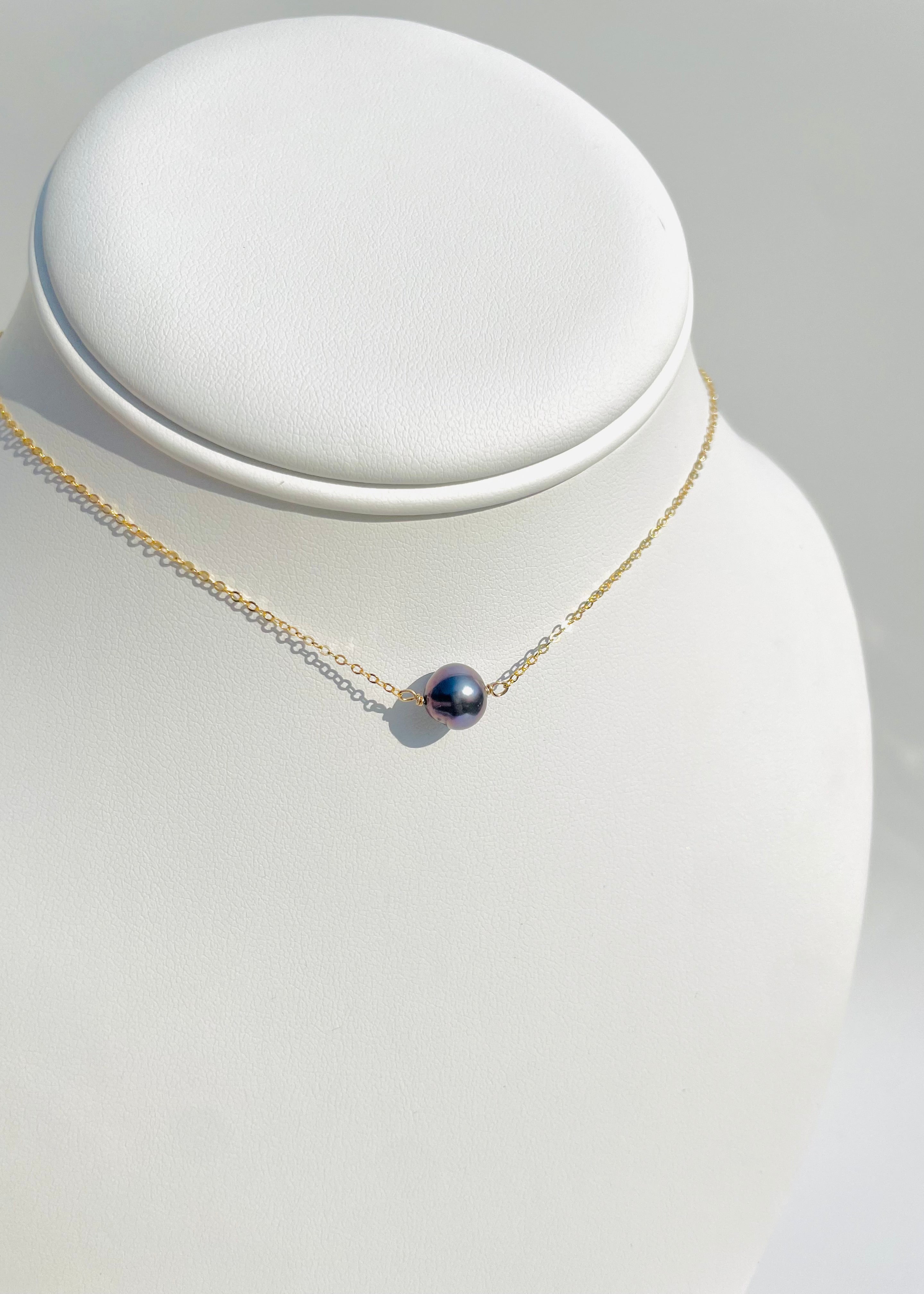 Peacock Pearl Necklace