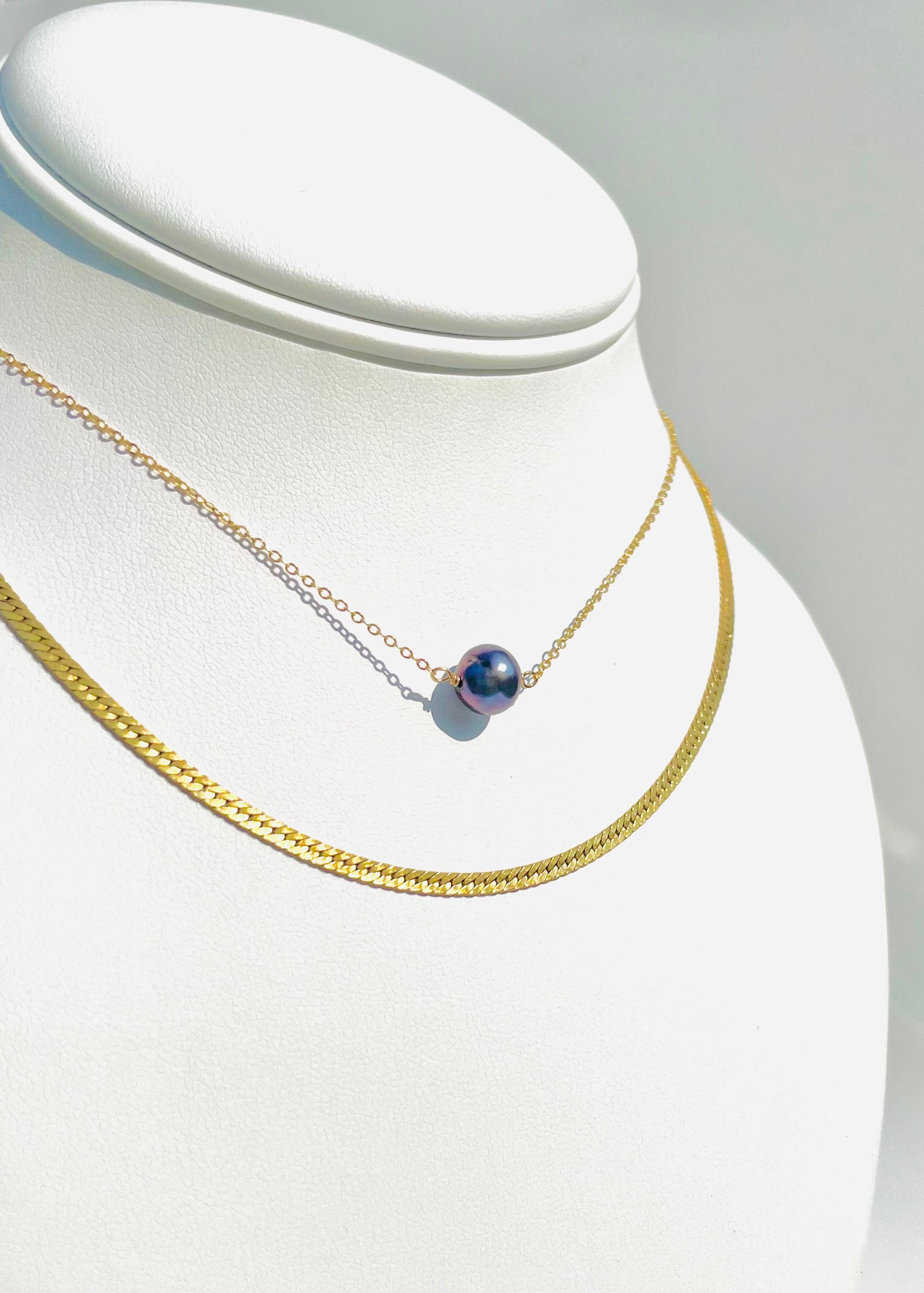Peacock Pearl Necklace
